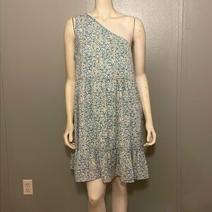 Fracies, one shoulder, tiered, floral dress. Size L